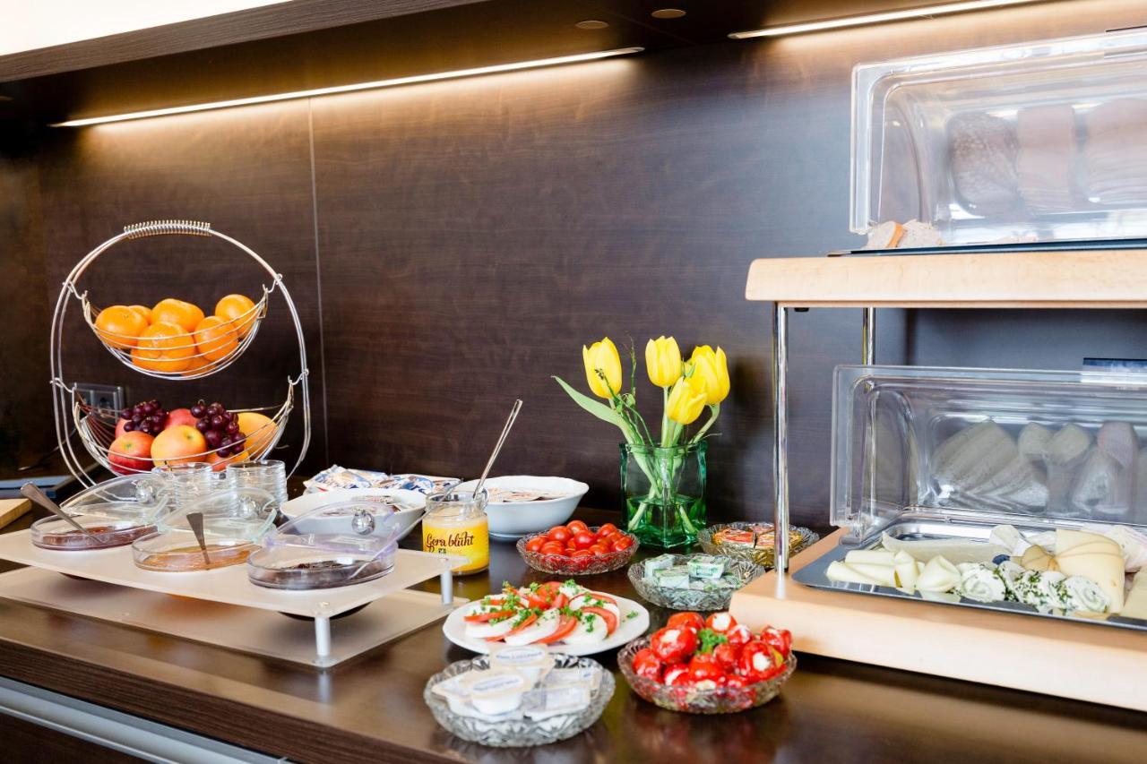 Hotel Restaurant Zwergschloesschen Гера Экстерьер фото